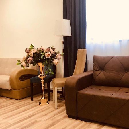 Hasi Hotel Джермук Екстериор снимка