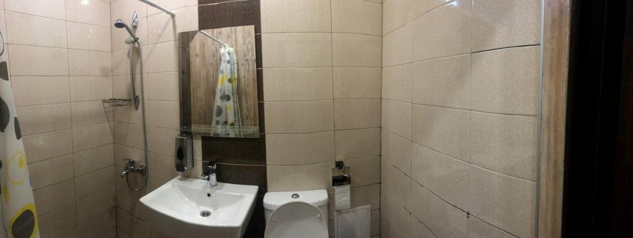 Hasi Hotel Джермук Екстериор снимка