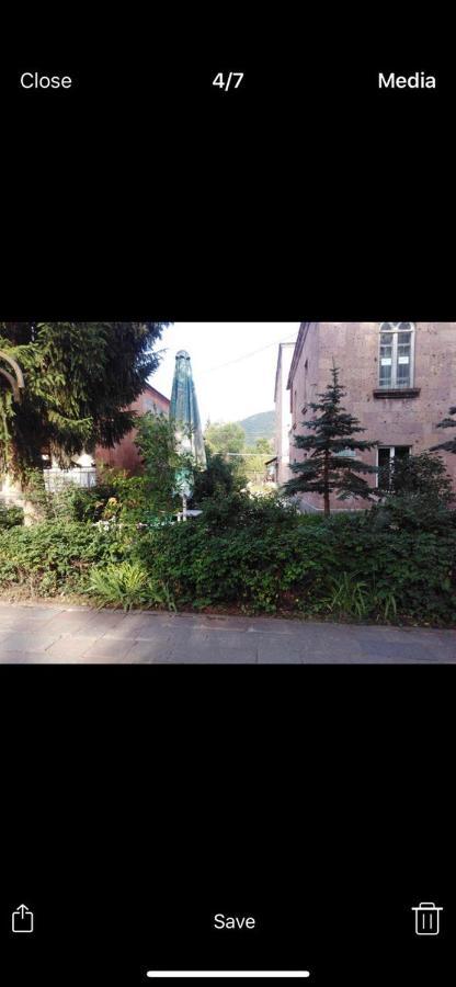 Hasi Hotel Джермук Екстериор снимка